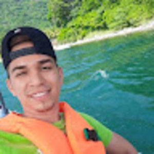 Meet your Posher, Andres